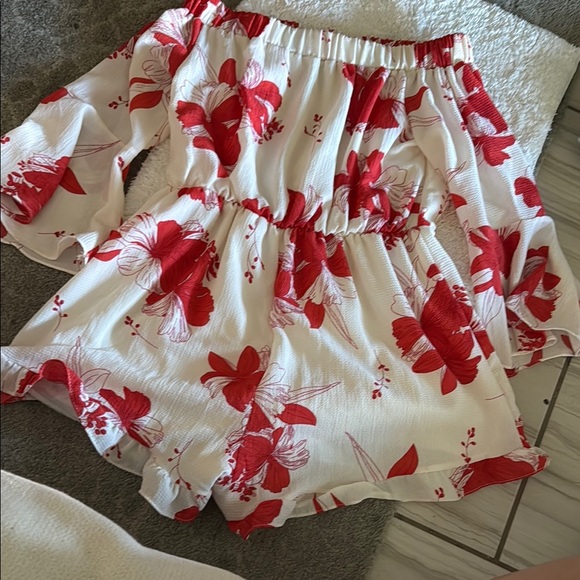 Floral Off-Shoulder Romper - Picture 1 of 1